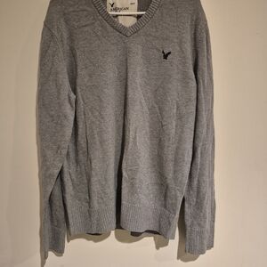 American Eagle Outfitters Men's V-Neck Gray Sweater